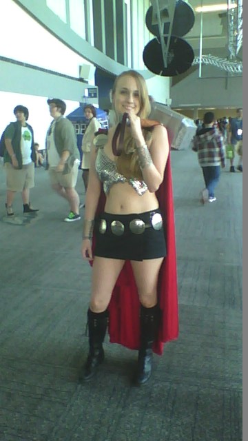 This female Thor... I like it. ANOTHER!