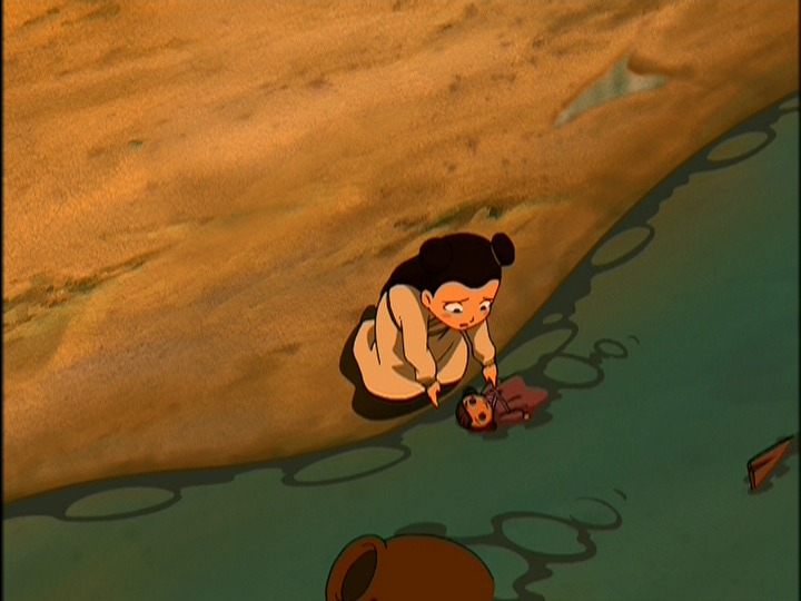 Aww.  If only we had a scene like this for the girl who lost her doll in Mulan.