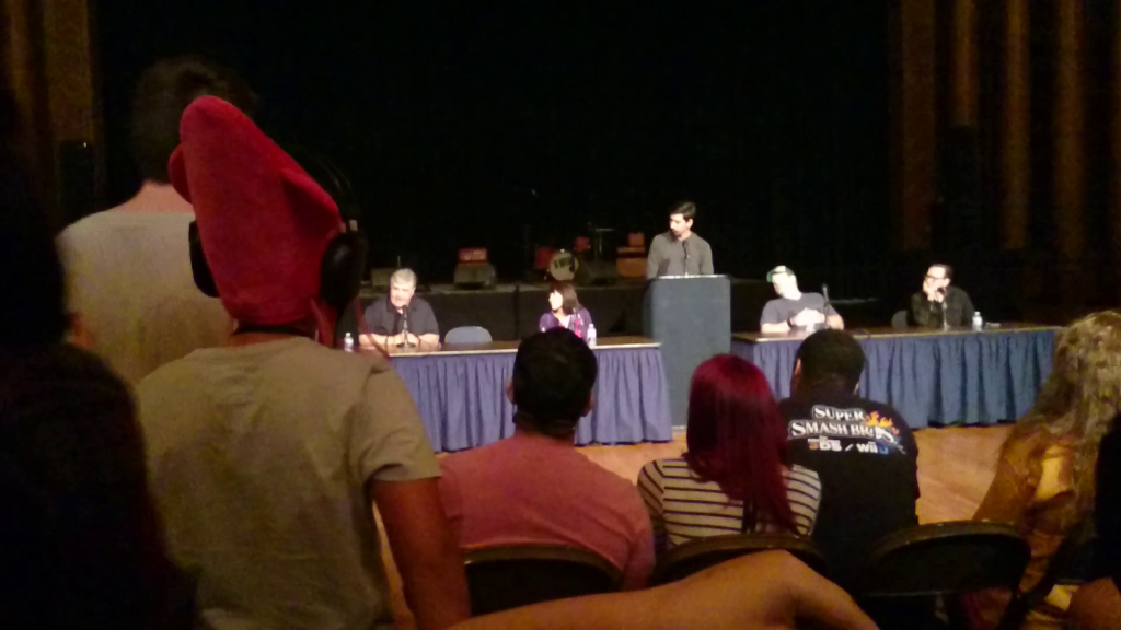 My Futurama panel footage: 90 minutes of crappy blurry mush, about 40 seconds of clear shots of all four guests.
