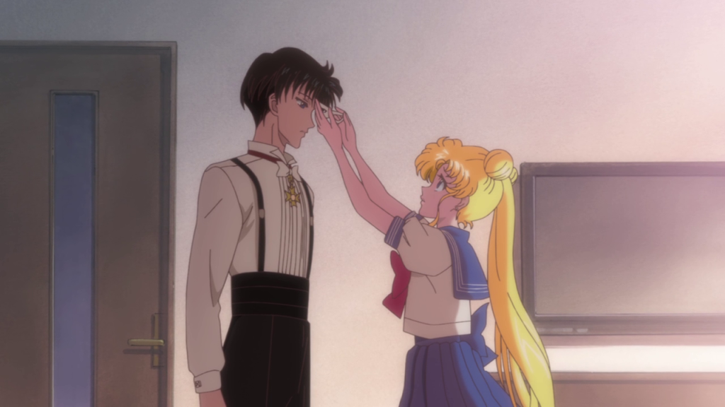 YES, HE IS TUXEDO MASK.  THANK YOU FOR NOTICING.
